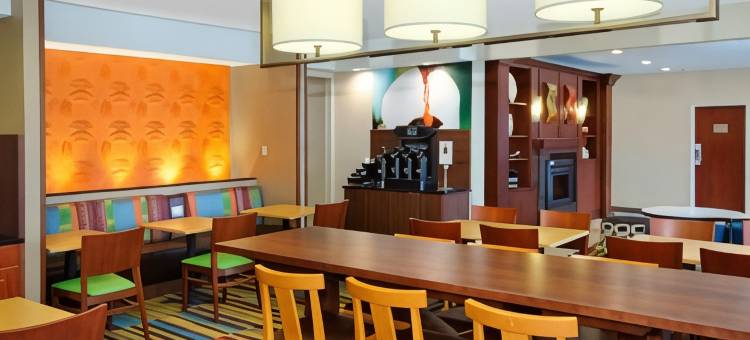 科罗拉多斯普林斯南万枫酒店(Fairfield Inn & Suites Colorado Springs South)图片