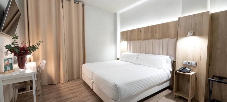 塞尔科蒂尔多纳卡梅拉酒店(Hotel Sercotel Doña Carmela)图片