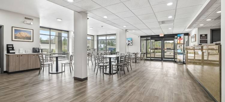 本德德舒特红狮套房酒店(Red Lion Inn & Suites Deschutes River Bend)图片