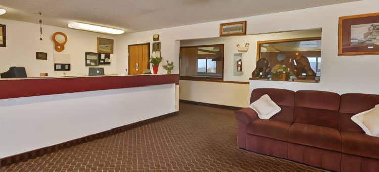 格林内尔凯艺套房酒店 - 近大学(Quality Inn & Suites Grinnell Near University)图片