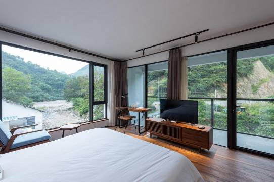 方合缘客栈(凌龙线分店)