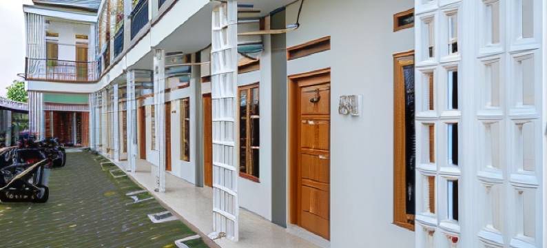 红多兹伊斯兰酒店-近日惹RS赫米娜(RedDoorz Syariah Near RS Hermina Yogyakarta)图片