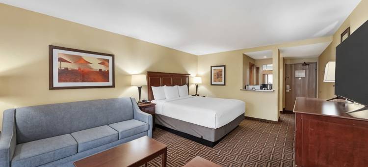 雷东多比奇海滩贝斯特韦斯特优质酒店(Best Western Plus Redondo Beach Inn)图片