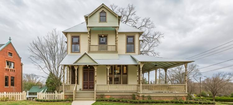 顶峰街旅馆(Summit Street Inns)图片