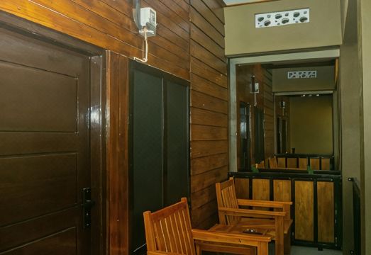 Grand Khalifah GuesthouseHotel Overview