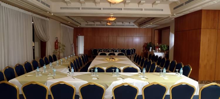 非斯温德姆华美达酒店(Ramada by Wyndham Fes)图片
