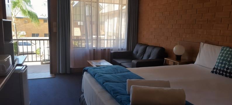 加州豪园汽车旅馆(Royal Palms Motor Inn)图片