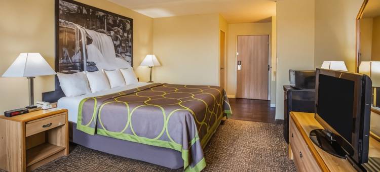 雷明顿温德姆速8酒店(Super 8 by Wyndham Remington)图片