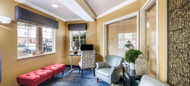 斯特林-华盛顿杜勒斯郊区开放式客房酒店(Suburban Studios Sterling - Washington Dulles)图片