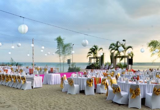 Pool Villa Merumatta Senggigi Hotel Overview