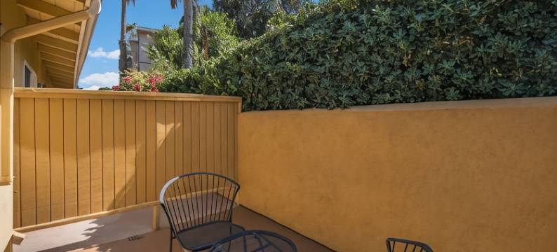 伍德兰希尔斯贝斯特韦斯特酒店(Best Western Woodland Hills Inn)图片