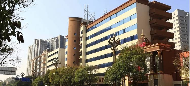 昆明归去来精品酒店(火车站店)图片