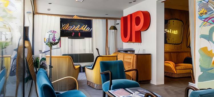 额谱酒店(Up Hotel)图片