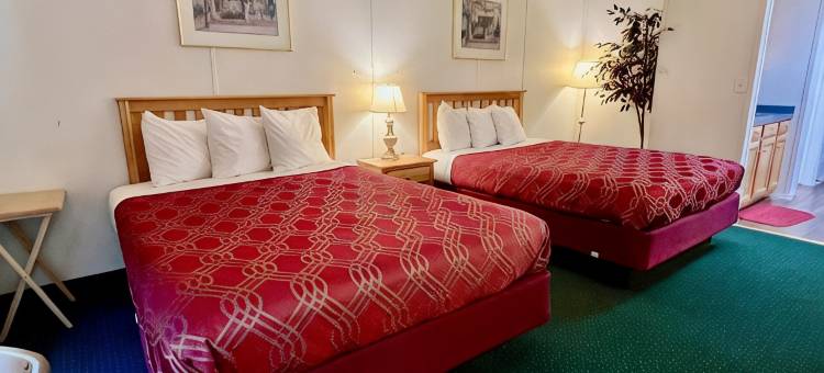布朗瑞克1号公路附近罗德威套房酒店(Rodeway Inn & Suites Brunswick Near Hwy 1)图片