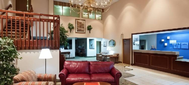 芬德利美吟温德姆套房酒店(Baymont Inn & Suites by Wyndham Findlay)图片