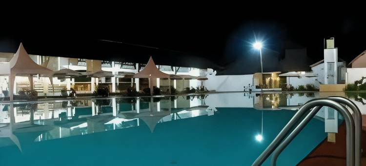 新苏里亚酒店(New Surya Hotel)图片