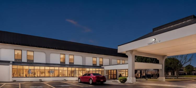 诺曼贝斯特韦斯特SureStay Plus酒店(SureStay Plus Hotel by Best Western Norman)图片