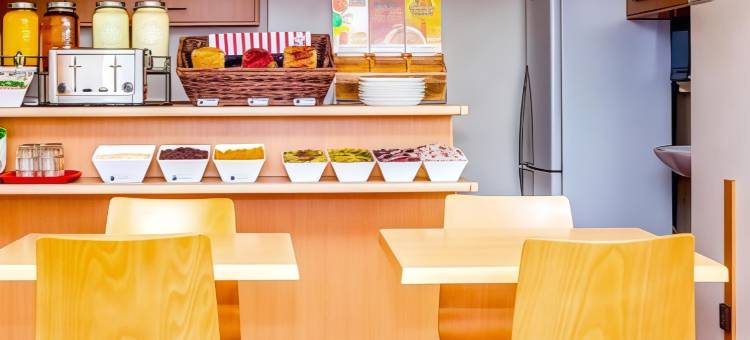 宜必思快捷科斯港酒店(Ibis Budget Coffs Harbour)图片