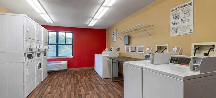 美洲长住酒店套房 - 芝加哥 - 肖姆堡 - I-90(Extended Stay America Suites - Chicago - Schaumburg - I-90)图片