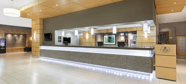 乔治王子华美达广场酒店(Ramada Plaza by Wyndham Prince George)图片