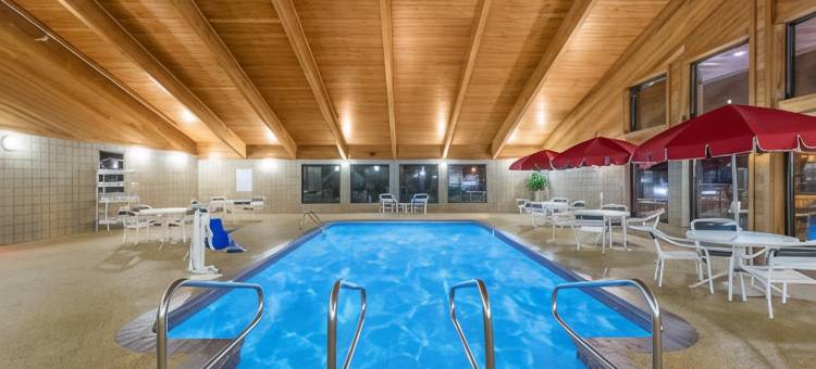 奥科博吉美吟温德姆酒店(AmericInn by Wyndham Okoboji)图片