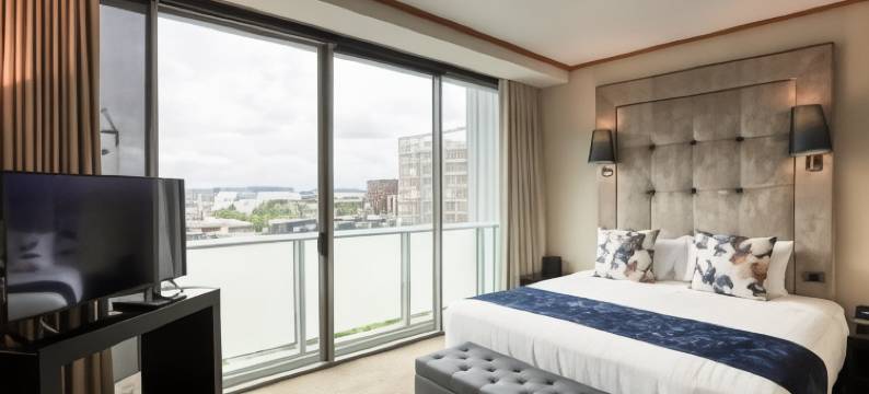 马斯登高架桥酒店(Marsden Viaduct Hotel)图片