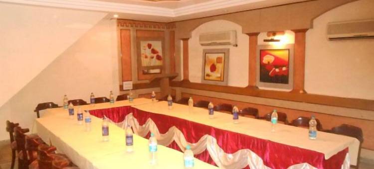 南达酒店(FabHotel Nanda)图片