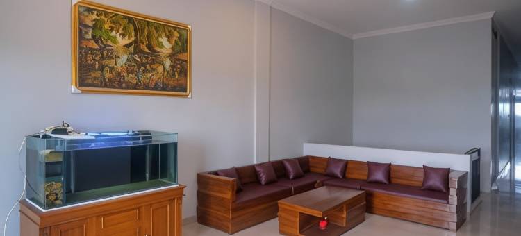 RedDoorz Near Dr Oen Solo Baru Hospital图片