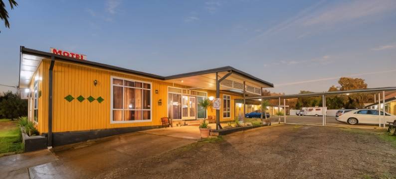 丛林人休闲汽车旅馆(Bushmans Motor Inn)图片