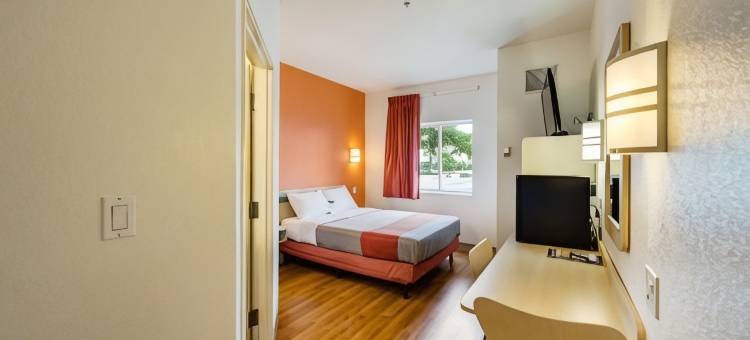 多伦多布兰普顿6号汽车酒店(Motel 6 Brampton, on - Toronto)图片