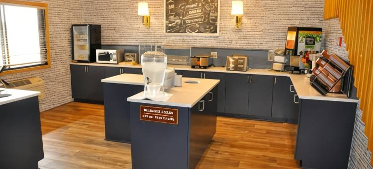 克里尔莱克温德姆美吟温德姆酒店(AmericInn by Wyndham Clear Lake)图片