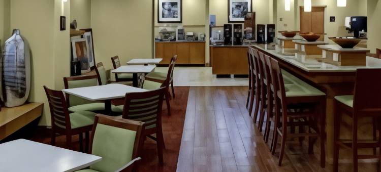 希尔顿欢朋酒店-彼得斯堡南方公园购物中心(Hampton Inn Petersburg-Southpark Mall)图片