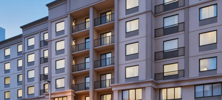 密尔沃基市中心万怡酒店(Courtyard Milwaukee Downtown)图片