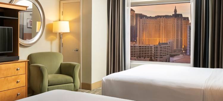 铂金酒店和水疗中心(The Platinum Hotel)图片