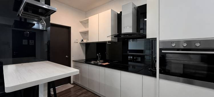 Landmark Residence 2 by Dehoz Suites图片