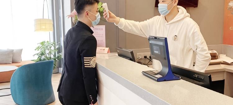 玉兰酒店(上海南京西路静安寺店)图片