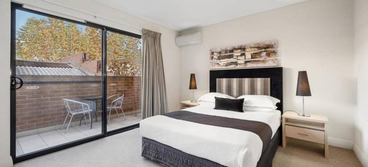 公园巷公寓(Parklane Apartments)图片