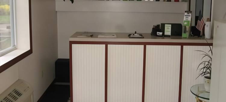 普利茅斯红地毯套房酒店(Red Carpet Inn and Suites Plymouth)图片