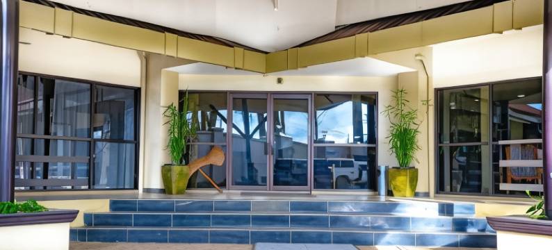 高地人酒店(Highlander Hotel & Apartments)图片