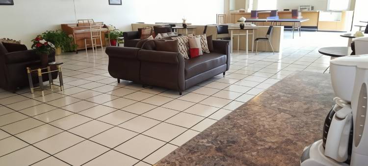 迈阿密机场汽车旅馆公园道酒店(Parkway Inn)图片