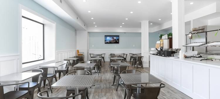 约翰·扬西海滨酒店(John Yancey Oceanfront Inn)图片