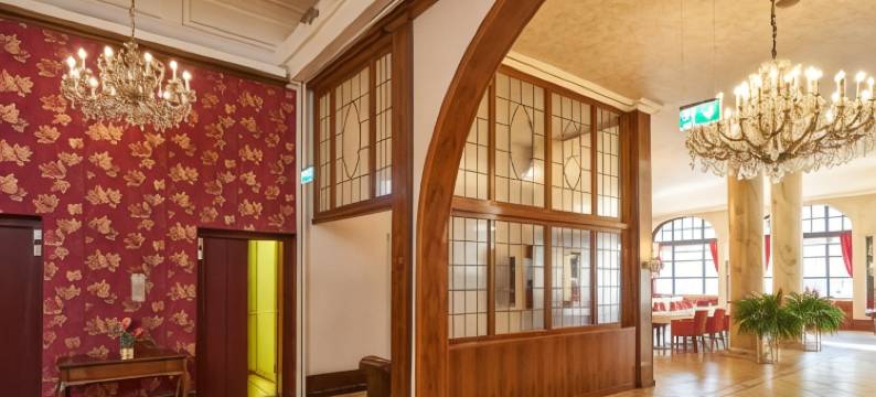 莫诺普酒店(Hotel Monopol - Central Station)图片