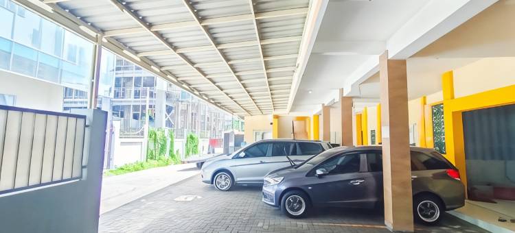 红门酒店-近泗水明日之城购物中心(RedDoorz Near City of Tomorrow Mall Surabaya)图片