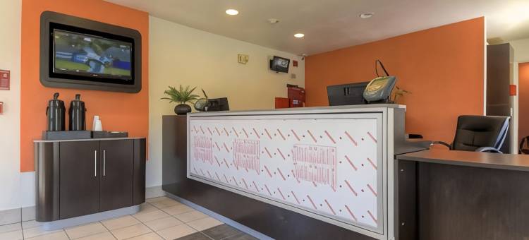 棕榈泉兰乔米拉日6号汽车旅馆(Motel 6 Rancho Mirage, CA - Palm Springs)图片