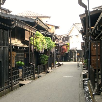 日本名古屋+下吕市+飞驒高山+金泽5日4晚跟团游