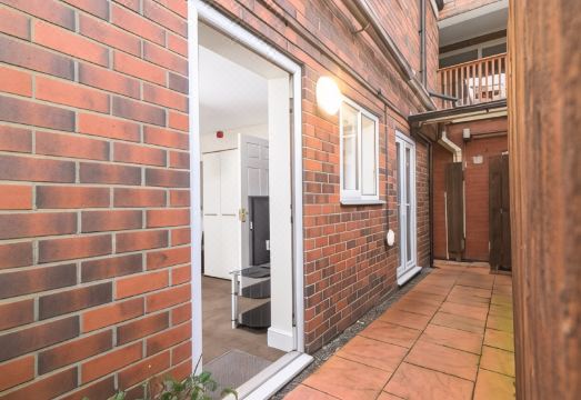 The Wheeldale Hotel Overview