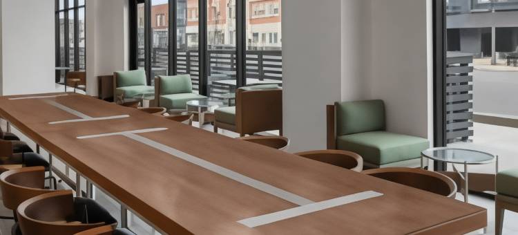 Courtyard Lansing Downtown图片