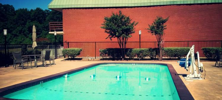 阿托卡速8酒店(Super 8 by Wyndham Atoka)图片