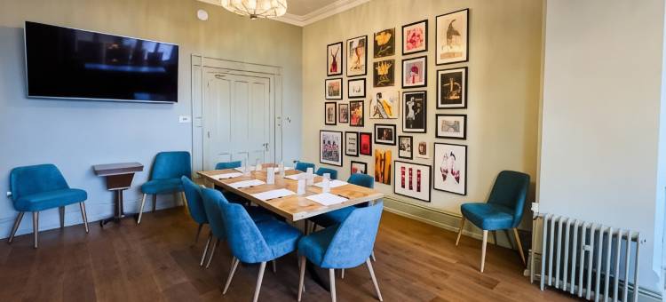 The Golden Lion Hotel图片