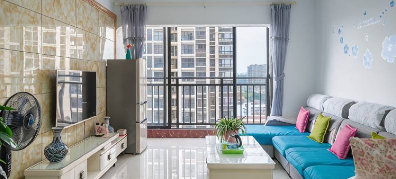 华一红树林莲莲民宿(仁爱路分店)图片